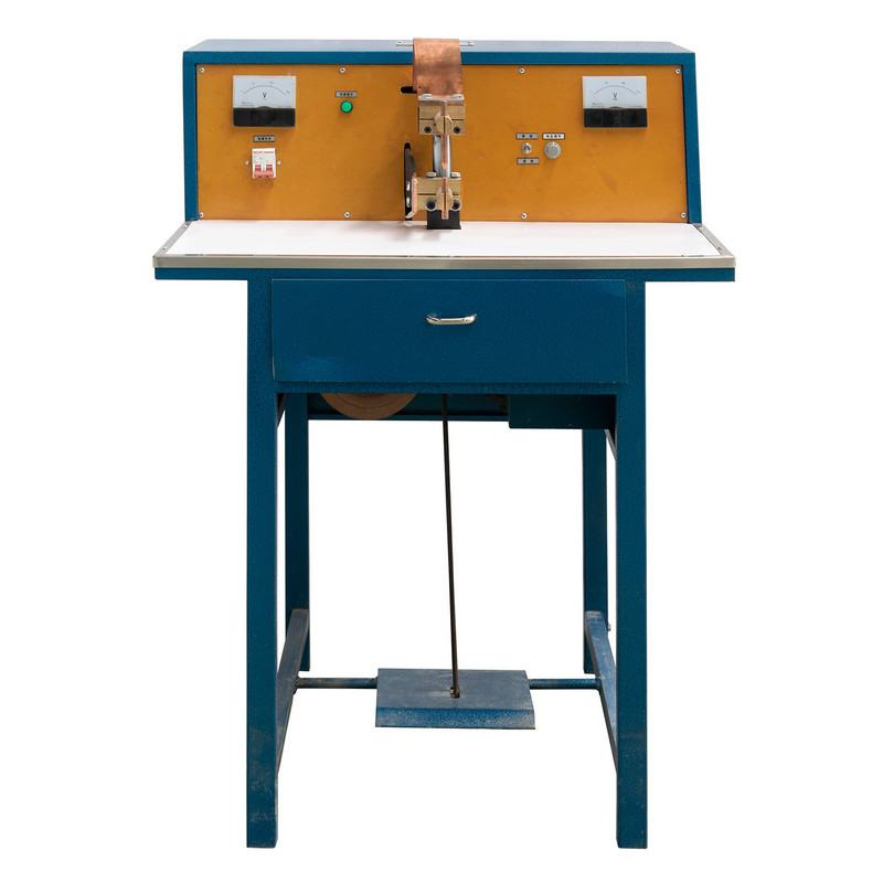 เครื่องเชื่อมเหยียบแบบเก็บพลังงานตั้งโต๊ะ DR2-500J